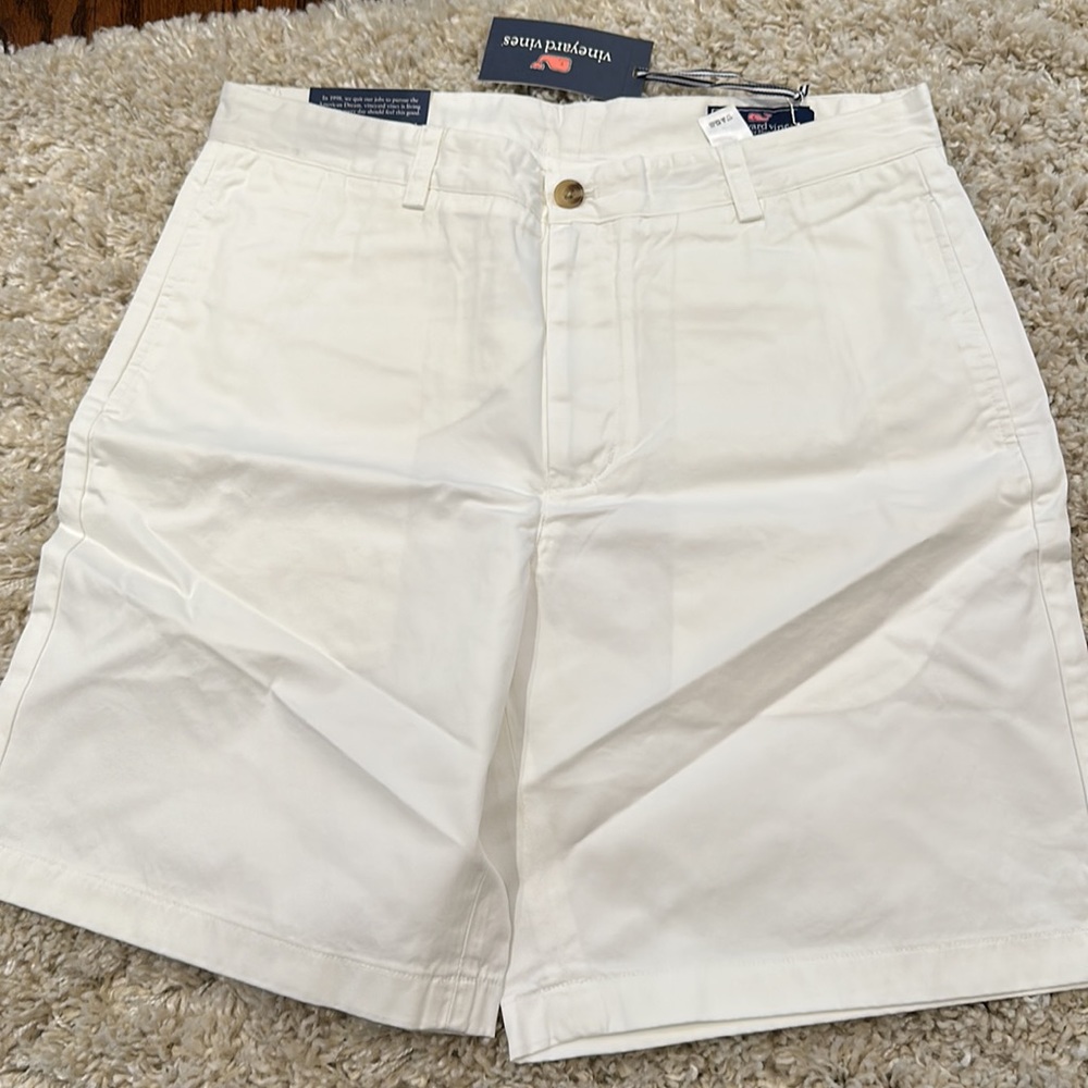 NWT Vineyard vines classic fit club short